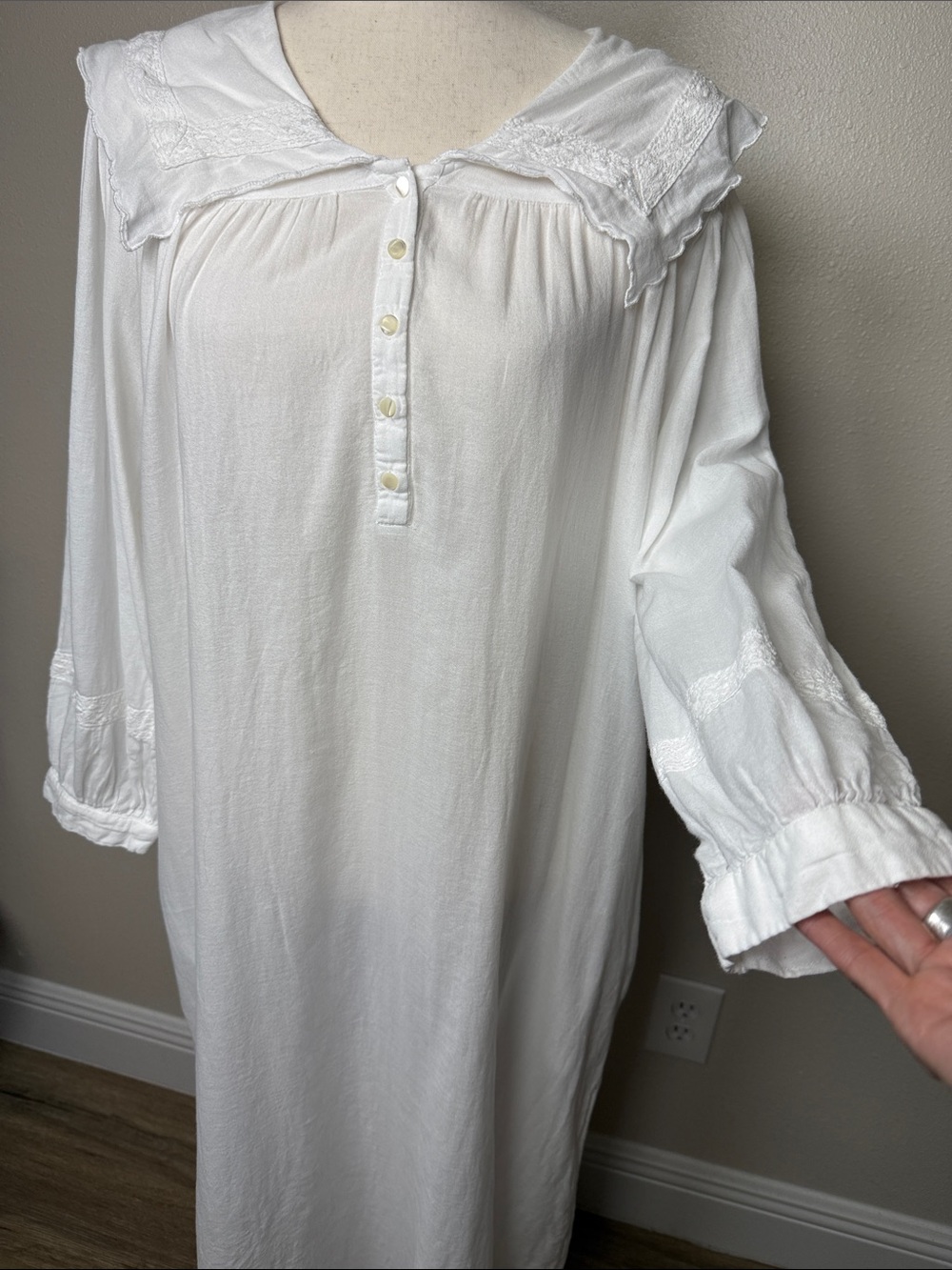 Vtg April Cornell Cotton Nightgown M White Sailor Collar Prairie Heirloom Long
